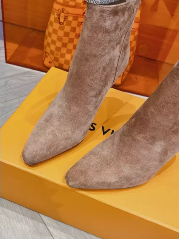 LOUIS VUITTON BOOT - WLS015