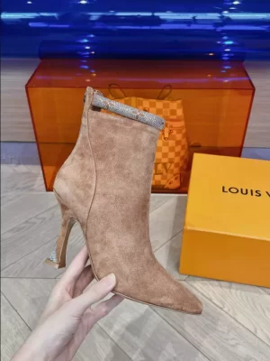 LOUIS VUITTON BOOT - WLS015