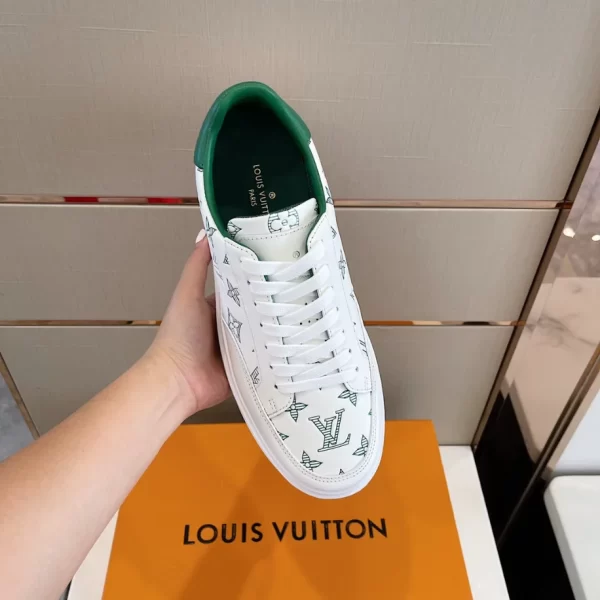 LV BEVERLY HILLS SNEAKER – LSVT301