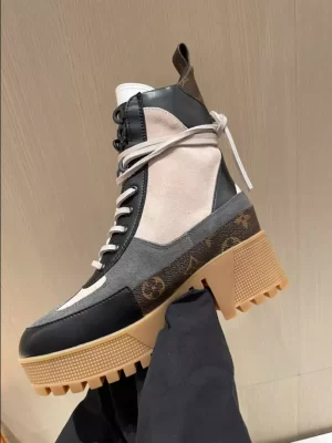 LV LAUREATE PLATFORM DESERT BOOT - WLS030