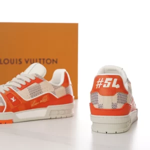 LV TRAINER SNEAKER – LSVT297