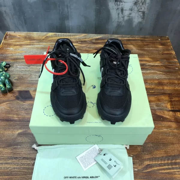 Off-White Mountain Cleats Sneakers - OFF65