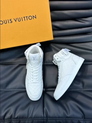 LOUIS VUITTON RIVOLI SNEAKER BOOT IN WHITE – LSVT328