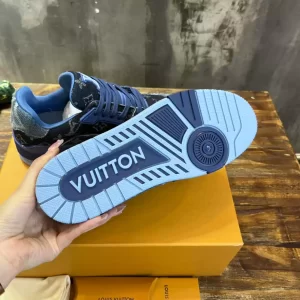 LV TRAINER SNEAKER – LSVT320