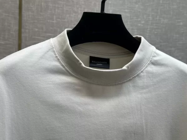 Balenciaga T-shirt - BBS114