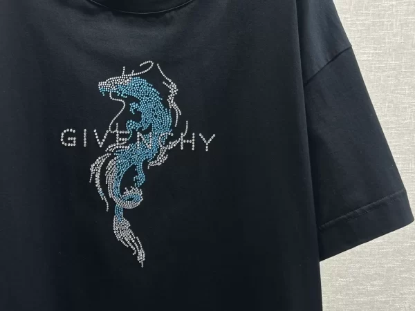 Givenchy Flames print T-shirt - GVS63