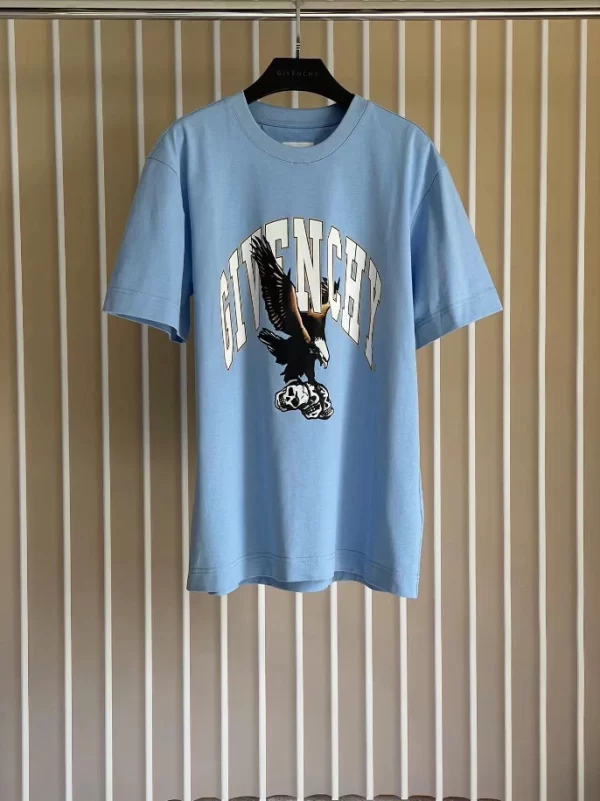 Givenchy T-shirt - GVS49