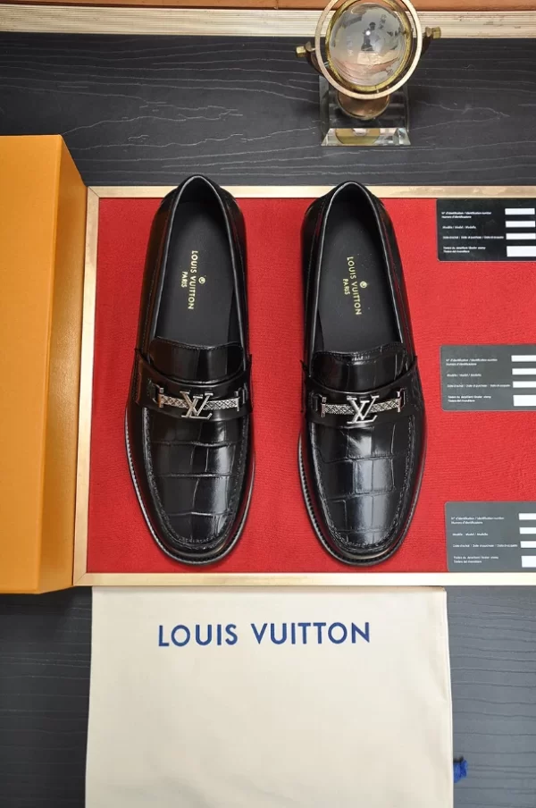 Louis Vuitton Loafers - LLV51