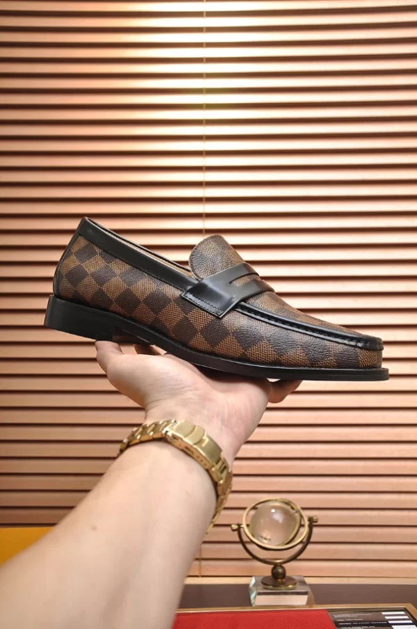 Louis Vuitton Loafers - LLV59