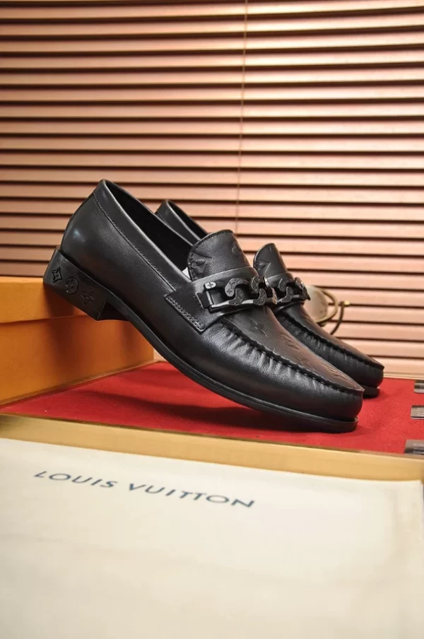 Louis Vuitton Loafers - LLV60