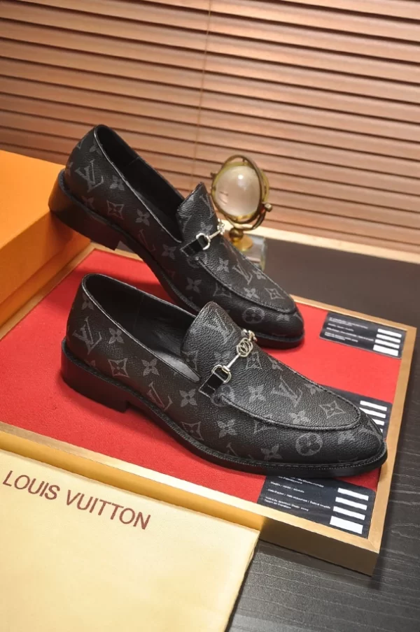 Louis Vuitton Loafers - LLV67