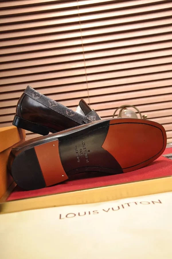 Louis Vuitton Loafers - LLV68