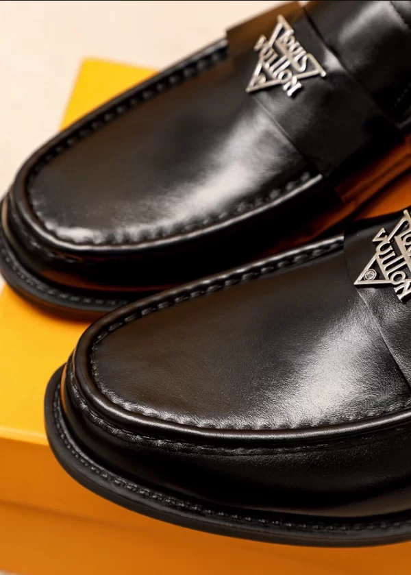 Louis Vuitton Loafers - LLV76