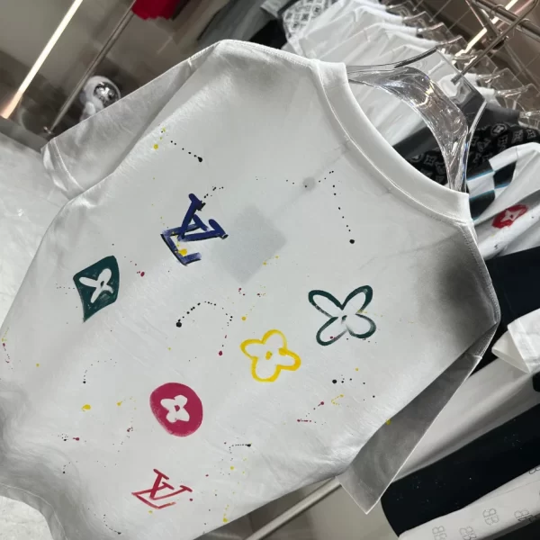 Louis Vuitton T-shirt - LSVT0239