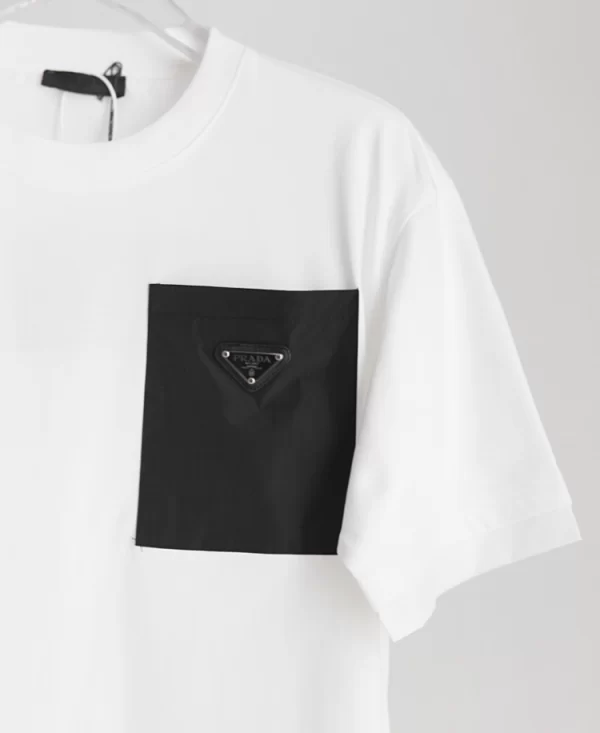 Prada T-shirt - PRT021