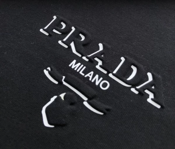 Prada T-shirt - PRT023