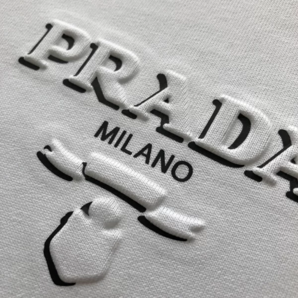 Prada T-shirt - PRT024