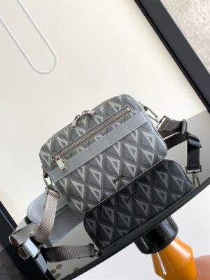 DIOR SAFARI BAG WITH STRAP CD DIAMOND CANVAS - DR019