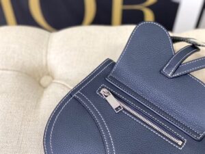 DIOR X KAWS POUCH SADDLE NAVY BLUE - DR029