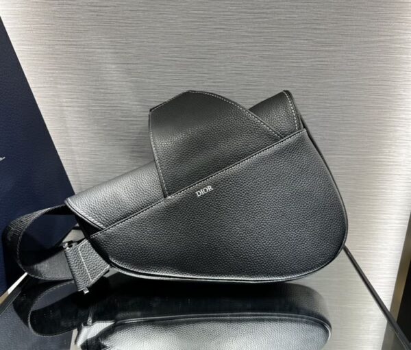 DIOR X PETER DOIG SADDLE BAG BLACK - DR030