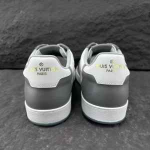 LV RIVOLI SNEAKER – LSVT351