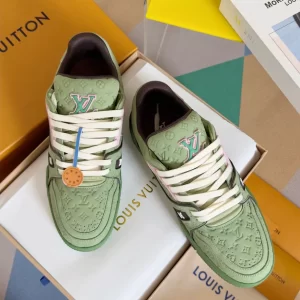 LV TRAINER SNEAKER – LSVT343