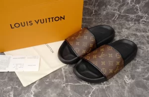 LOUIS VUITTON WATERFRONT MULE - LSVT140