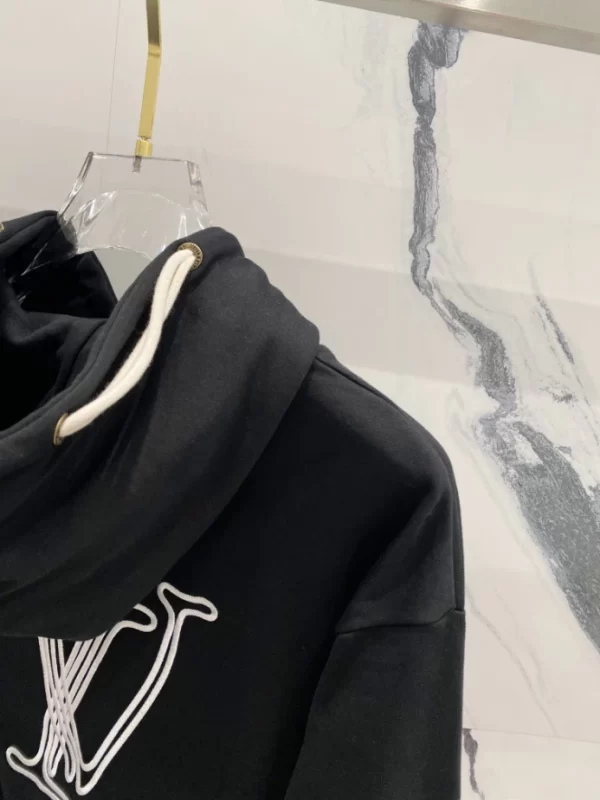 Louis Vuitton Hoodie - SLV015