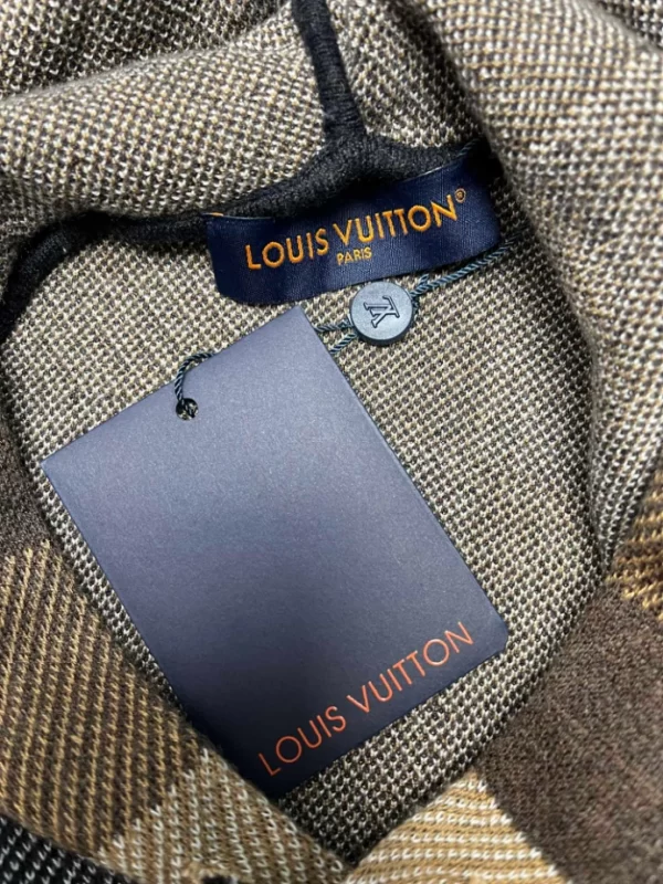 Louis Vuitton Hoodie - SLV021