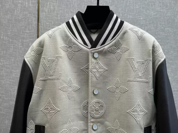 Louis Vuitton Jacket - LC020