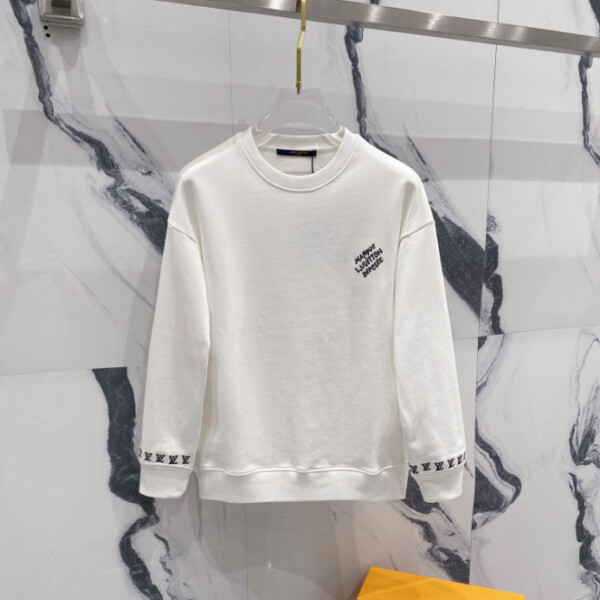 Louis Vuitton Sweatshirts - SLV010