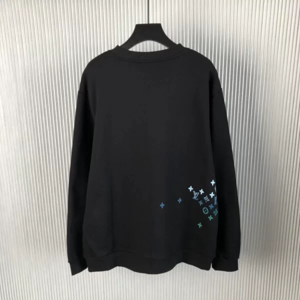 Louis Vuitton Sweatshirts - SLV011