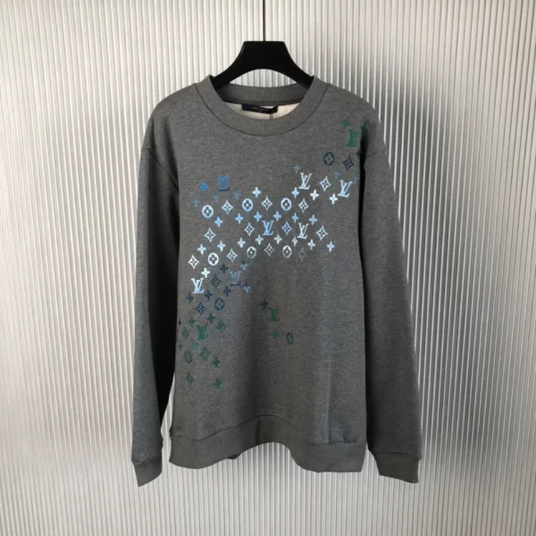 Louis Vuitton Sweatshirts - SLV012