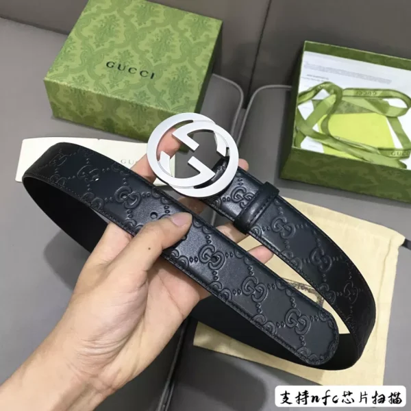 GUCCI SIGNATURE LEATHER BELT - B0145