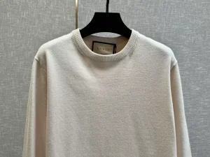 Gucci Sweater - GBH043