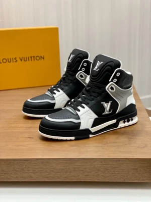 LOUIS VUITTON HIGH-TOP SNEAKERS – LSVT400