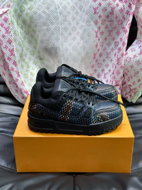 LOUIS VUITTON TRAINER MAXI SNEAKERS BLACK – LSVT374