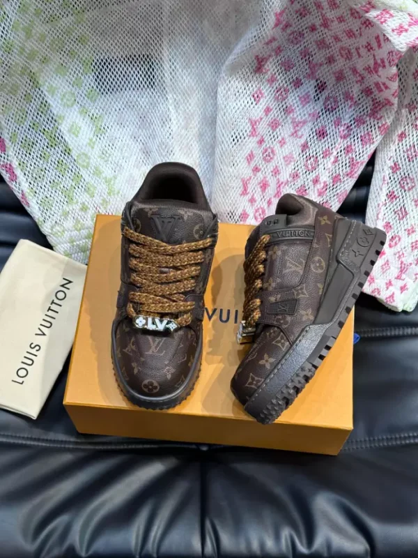 LOUIS VUITTON TRAINER MAXI SNEAKERS – LSVT378