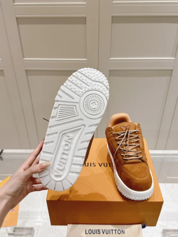 LOUIS VUITTON TRAINER MAXI SNEAKERS – LSVT388