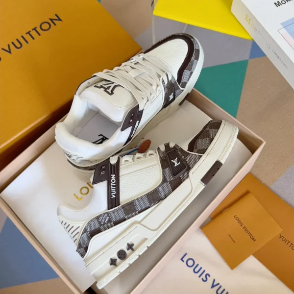 LOUIS VUITTON TRAINER SNEAKERS – LSVT363