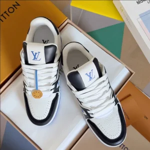 LOUIS VUITTON TRAINER SNEAKERS – LSVT393