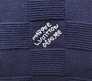 Louis Vuitton Damier Pullover With Pearl Signature - SLV052