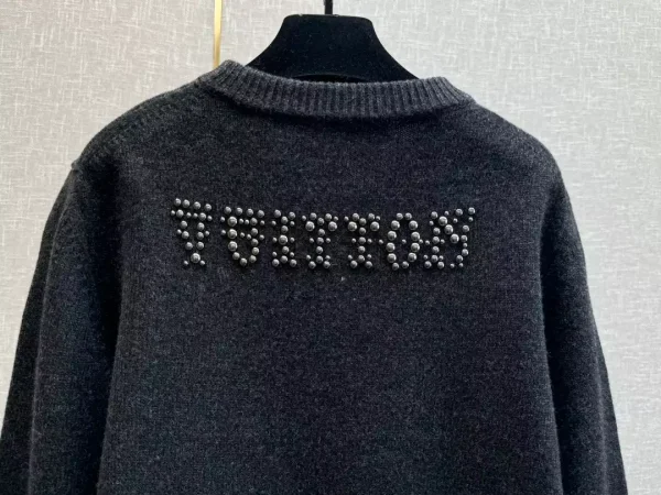 Louis Vuitton Embellished Long-Sleeved Merino Wool Crewneck - SLV031