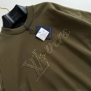 Louis Vuitton Sweatshirts - SLV026