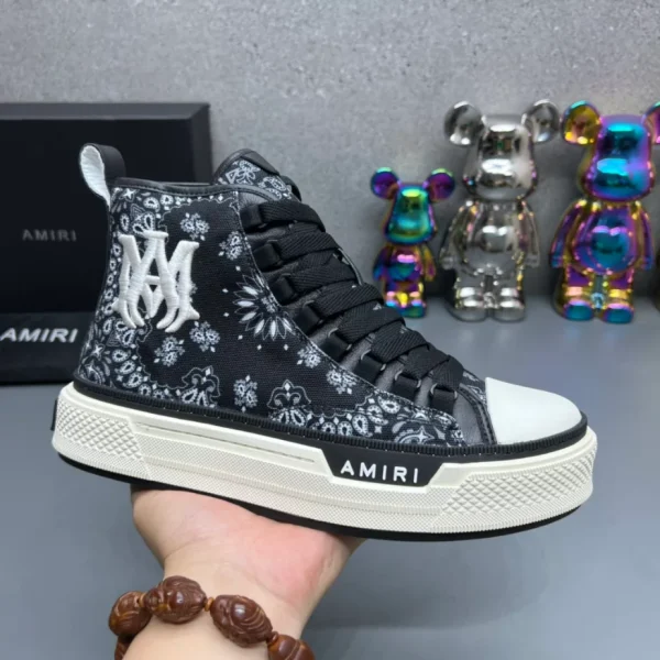 AMIRI BANDANA-PRINT HIGH-TOP SNEAKERS - AM077