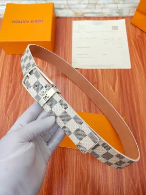 LOUIS VUITTON BELT - B0246