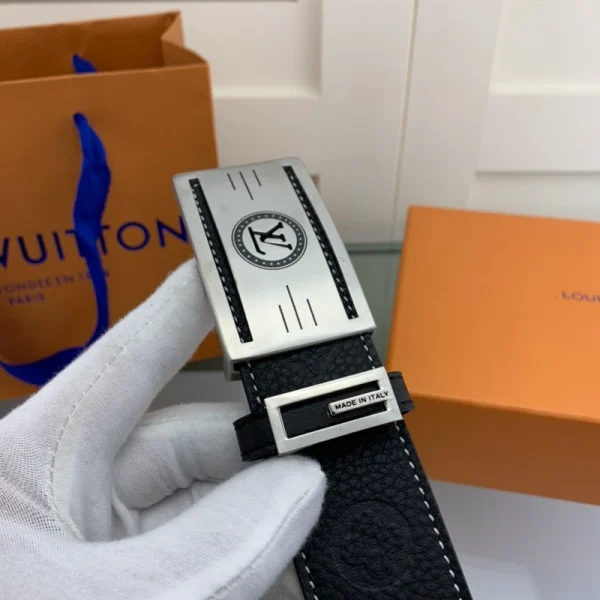 LOUIS VUITTON BELT - B0251