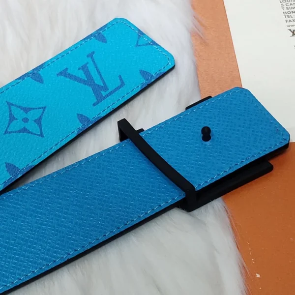 LOUIS VUITTON BELT - B0286