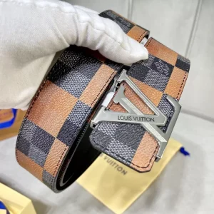 LOUIS VUITTON BELT - B0287