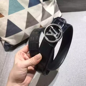 LOUIS VUITTON BELT - B0289